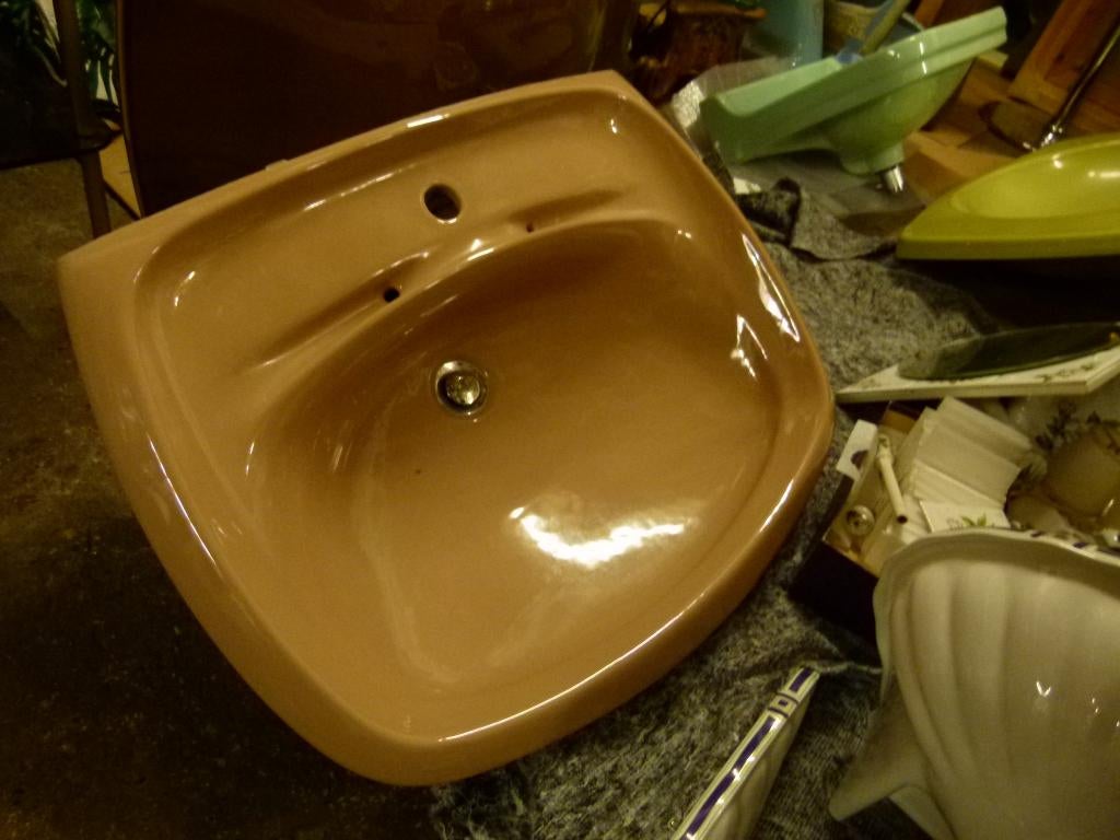 vintage xl wastafel lavabo Caramel 70er jaren, Ophalen, Zo goed als nieuw, Steen, Wastafel