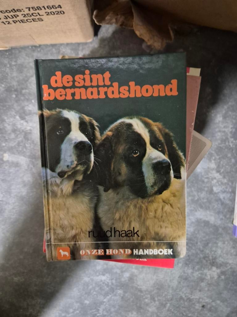Boek de sint bernardshond, Verzenden