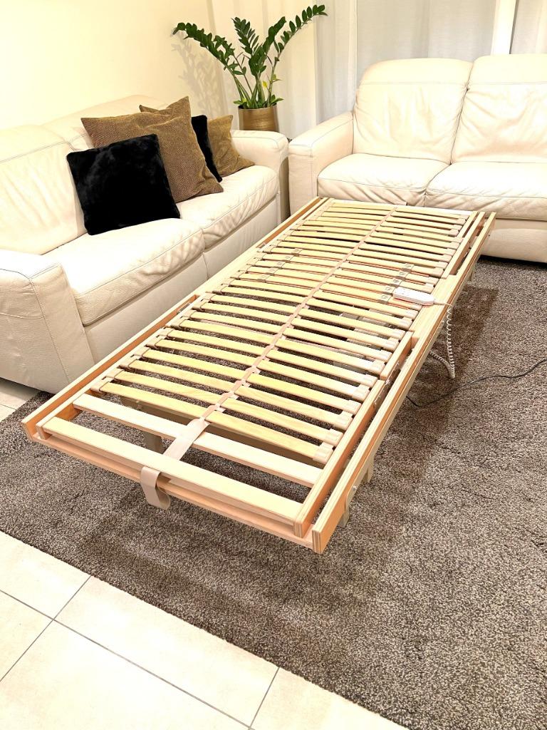 Lit pliant électrique de qualité professionnelle, 90 cm, Beige, Enlèvement, Bois