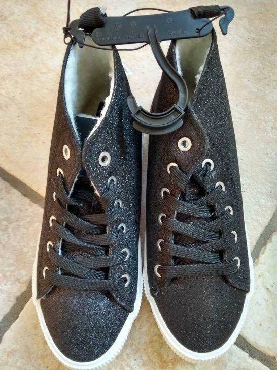 Zwarte sneakers met wol in NIEUW maat 36, Nieuw, Meisje, Sportschoenen