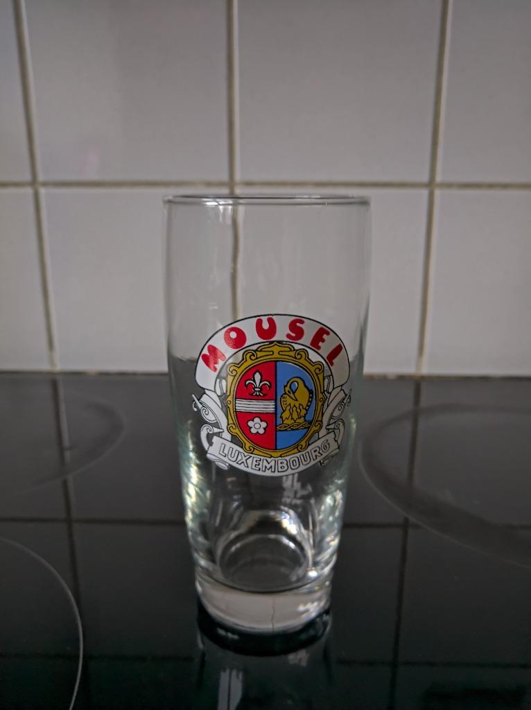 GLAS MOUSEL LUXEMBURG TE KOOP, Enlèvement ou Envoi, Comme neuf, Verre à bière