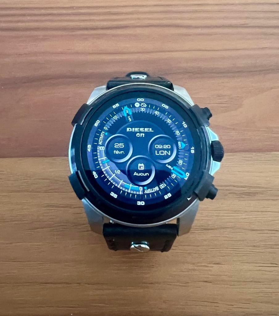 Diesel On Full Guard Smartwatch DZT2001 herenhorloge, Ophalen of Verzenden, Zo goed als nieuw, Zwart