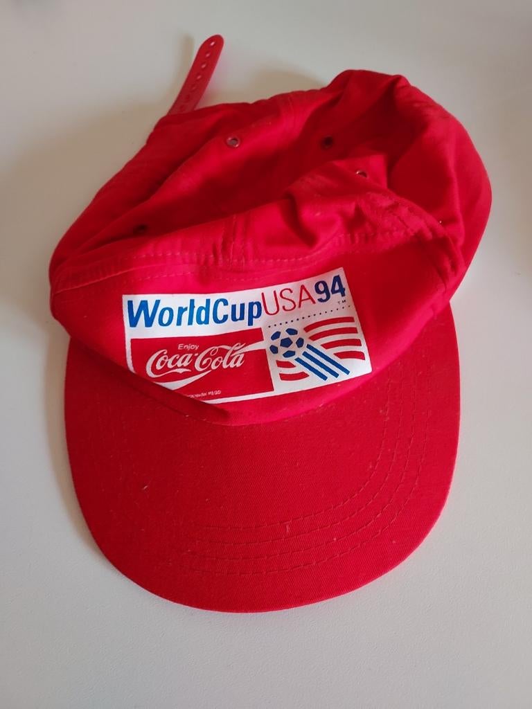 Casquette rouge coca cola 1994 en bon état, Enlèvement ou Envoi, Comme neuf, Casquette