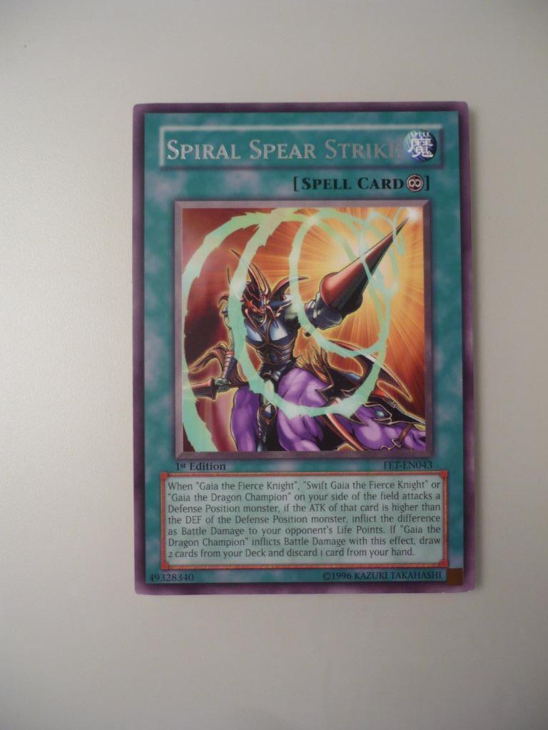 yu-gi-oh! kaart Spiral Spear Strike ( spell card) 1ste ed., Ophalen of Verzenden, Gebruikt, Losse kaart
