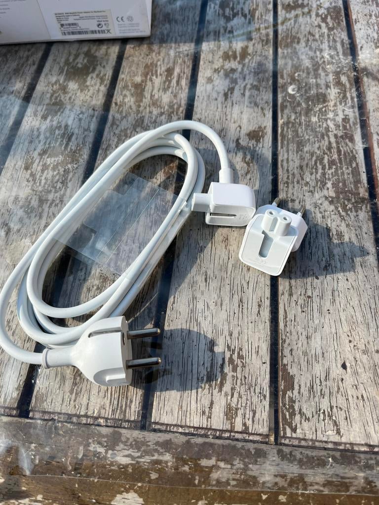 Power Adapter, Computers en Software, Ophalen, Zo goed als nieuw