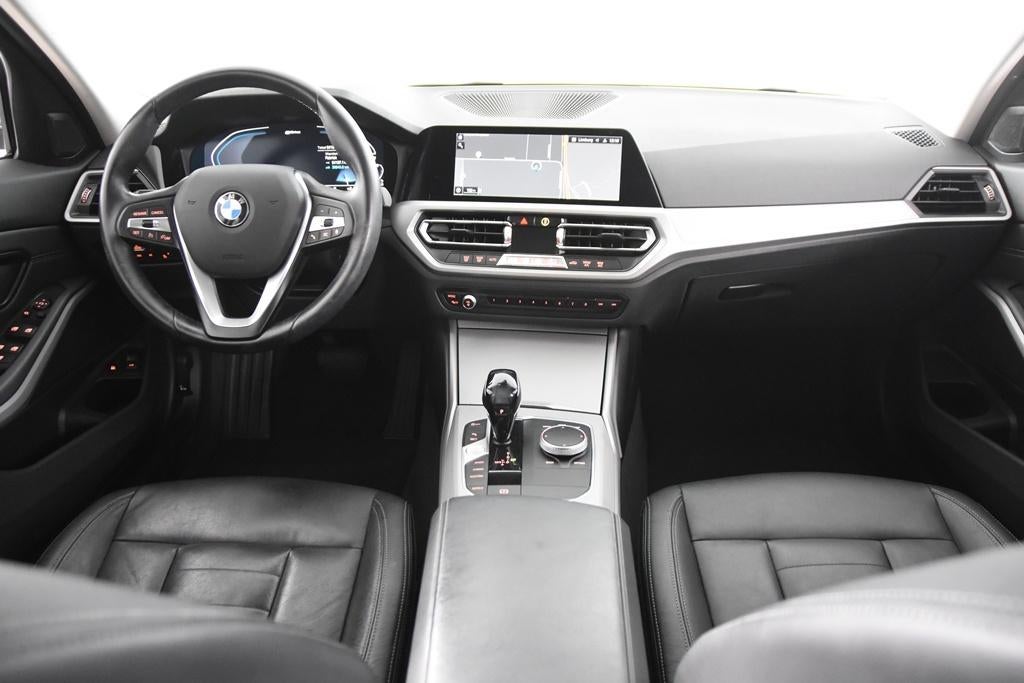 BMW 330e X-Drive Touring *1ste Eigenaar*Navigatie*, Auto's, BMW, 4 cilinders, 1905 kg, Bedrijf, 5 deurs