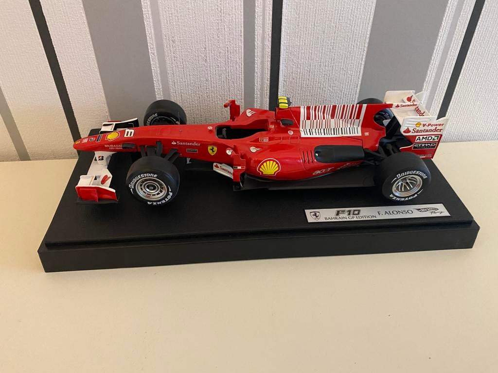 F1 Ferrari F10 f alonso ( serie limit ) 1/18, Enlèvement, Comme neuf