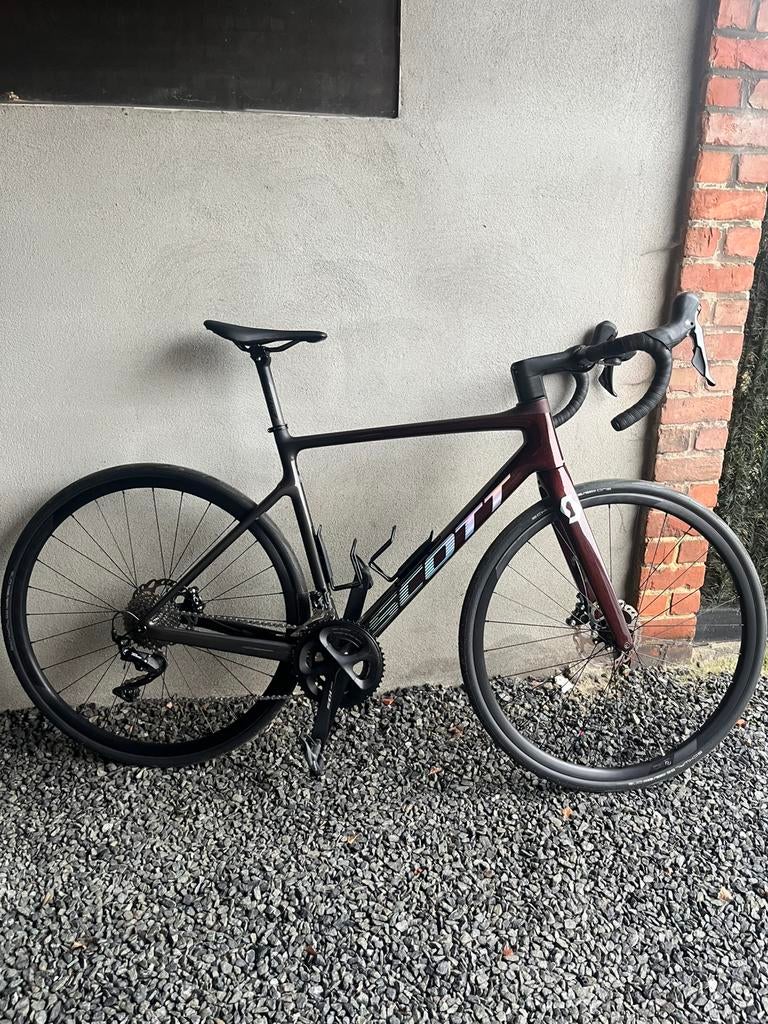 Scott Addict 30 2024, 28 inch, Carbon, Zo goed als nieuw, Meer dan 20 versnellingen