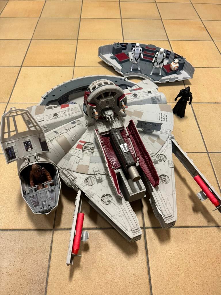 Star Wars Millennium Falcon (Hasbro), Verzamelen, Star Wars, Ophalen of Verzenden, Zo goed als nieuw