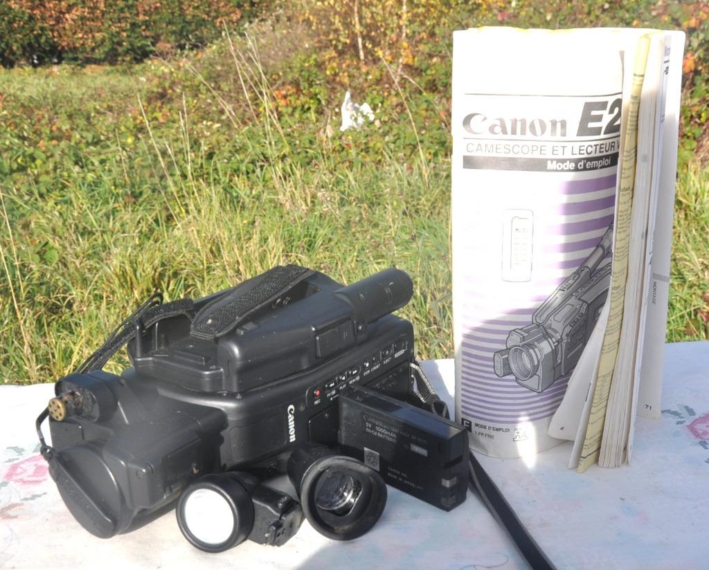 camera canon 200 pour piece avec sac de transport, Enlèvement ou Envoi, Caméra