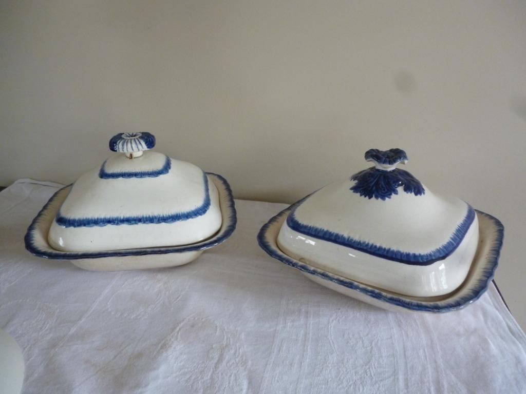 2 héél oude schotels in faïence antiek servies kommen, Antiek en Kunst, Ophalen of Verzenden