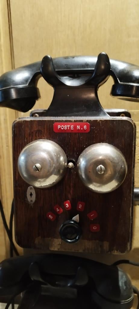Téléphonie 4 pièces, Enlèvement