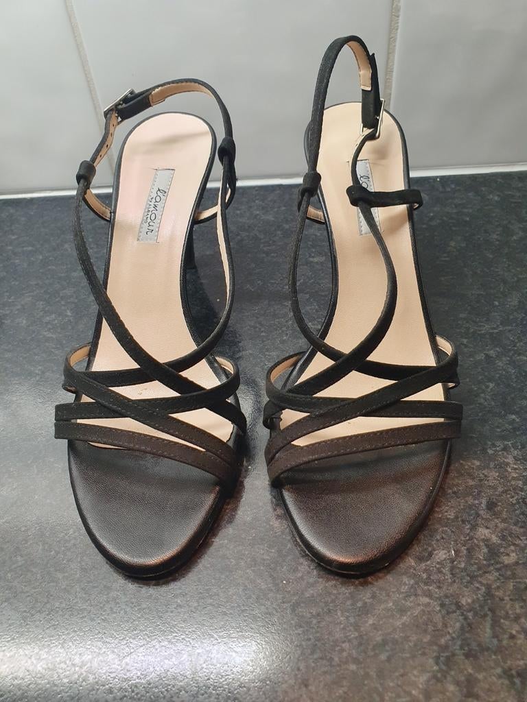 Escarpin noir à fines bretelles pour femme, Neuf, Enlèvement ou Envoi, Escarpins, Noir