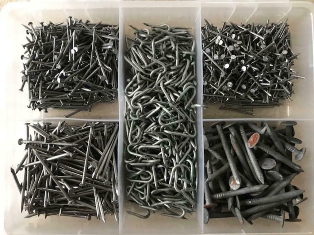 Nieuwe set nagels in box (zn1064), Enlèvement ou Envoi, Neuf