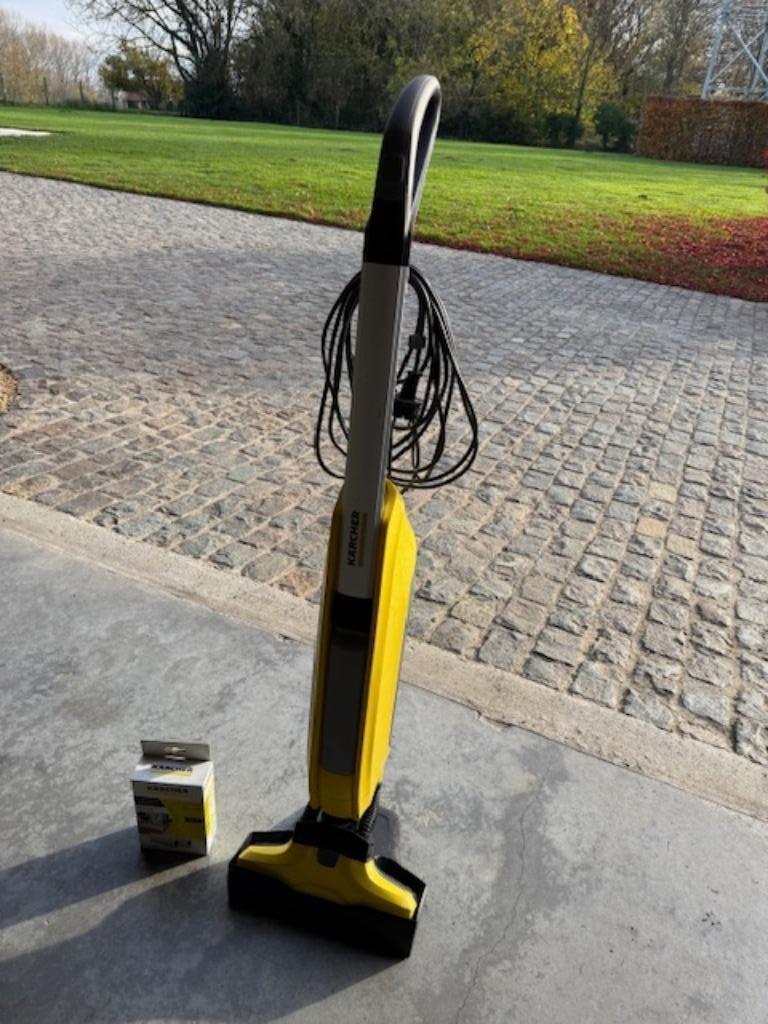 Karcher elektrische dweil, Ophalen, Zo goed als nieuw, Minder dan 1200 watt, Overige typen