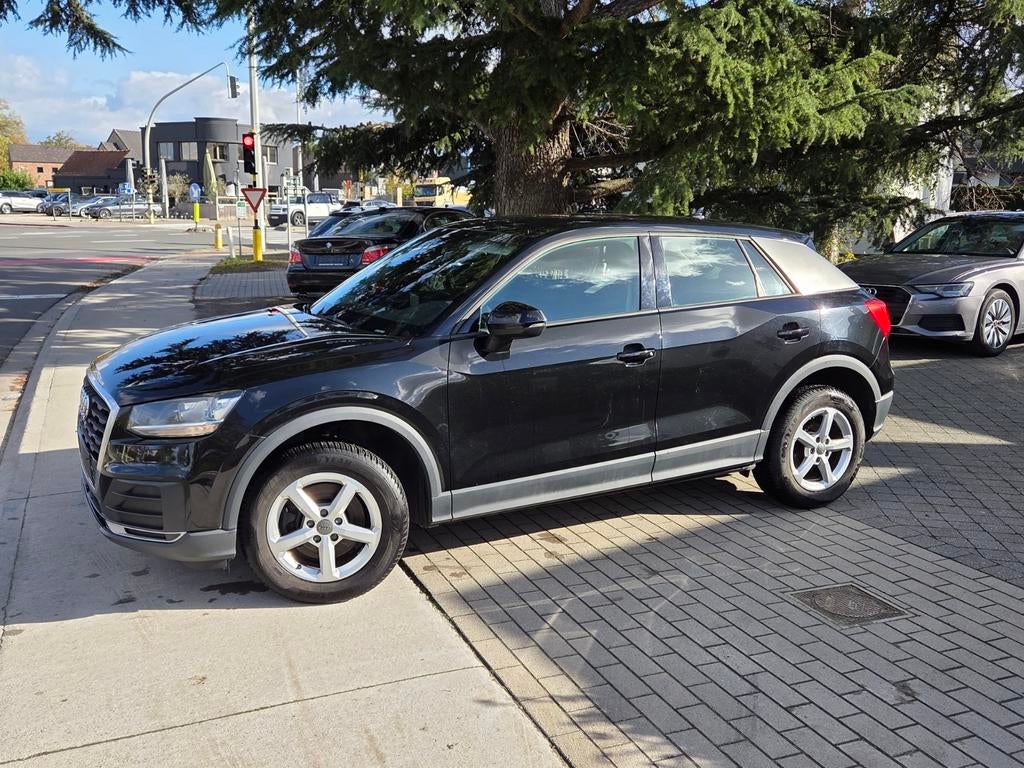 Audi Q2 1.0TFSI 2018, Auto's, Stof, Zwart, 5 zetels, 5 deurs