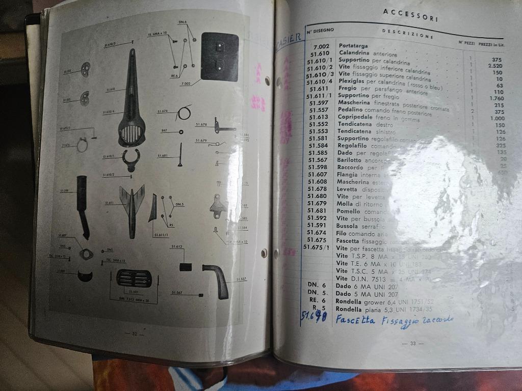 CAPRI SCOOTER 70 CC   1958-1960 ONDERDELENBOEK, Motoren, Verzenden