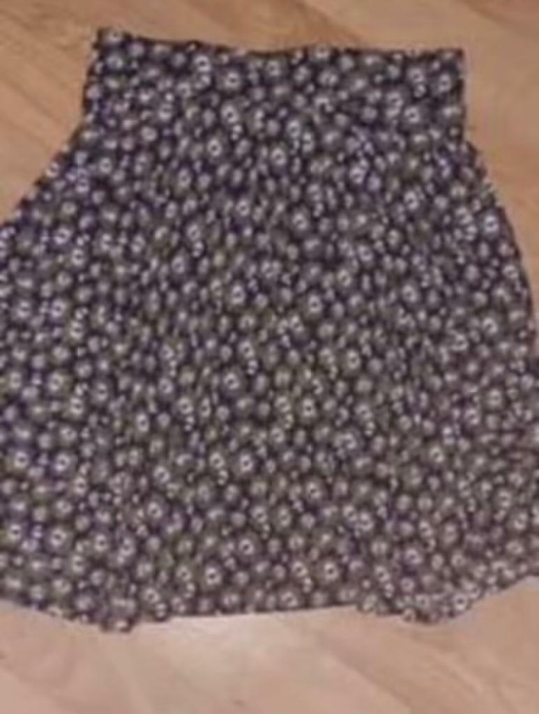Rokje groen met wit bloemetjesmotief jbc maat 134, Kinderen en Baby's, Kinderkleding | Maat 134, Ophalen of Verzenden, JBC, Meisje