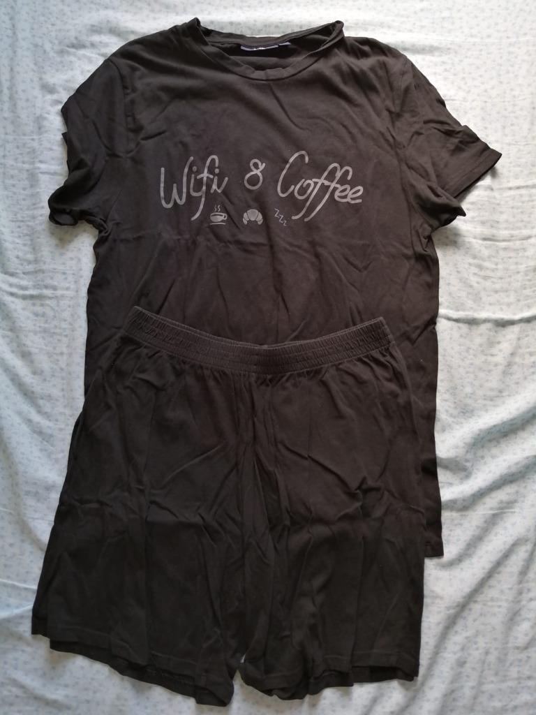 Shortama / korte pyjama Wifi & coffee medium, Kleding | Heren, Pyjama's, Ophalen of Verzenden, Gedragen, Maat 48/50 (M), Andere