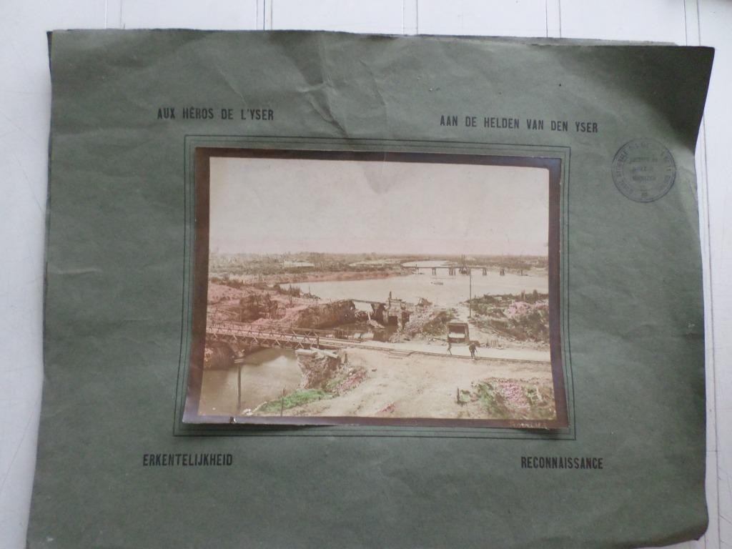 Reconnaissance aux héros de l'Yser - 2 photos, Verzamelen, Ophalen of Verzenden, Landmacht, Foto of Poster