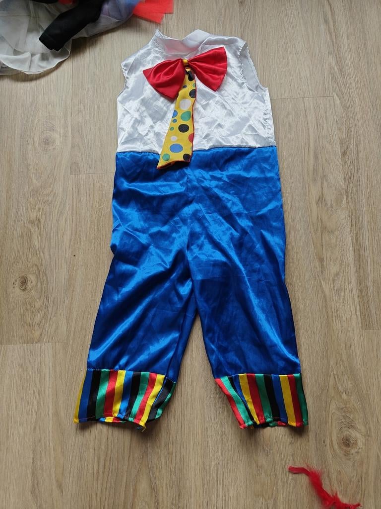 Clownspak, Ophalen, Zo goed als nieuw
