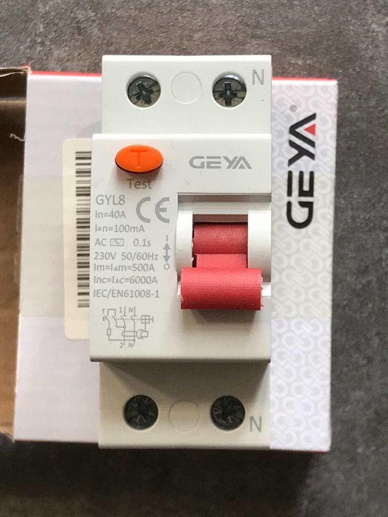 Divers matériels électriques., Enlèvement, Autres types