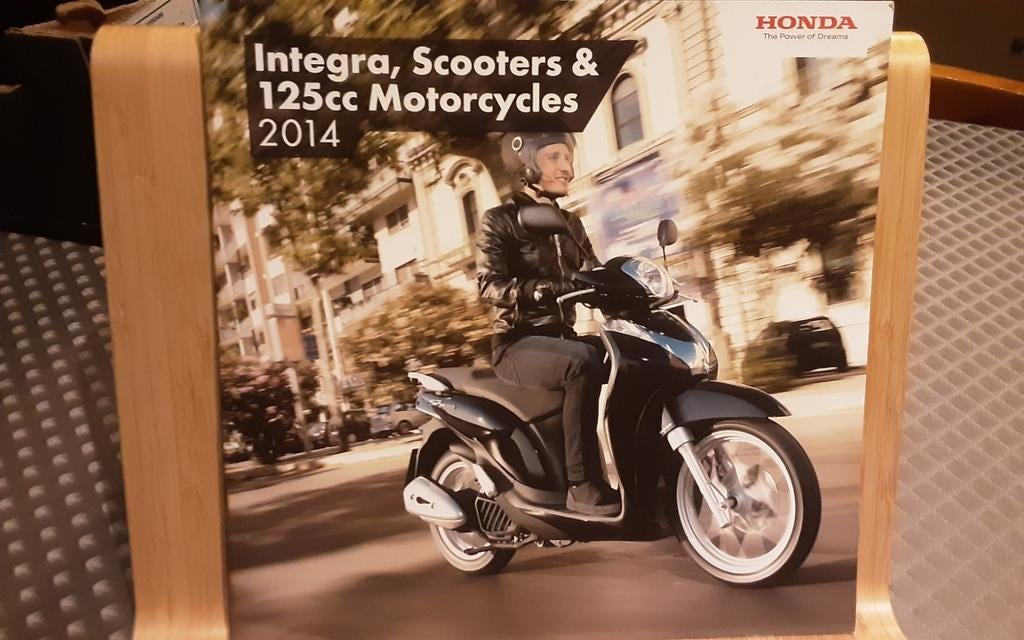 Honda brochure integra scooter 125 cc motorcycles, Ophalen of Verzenden, Zo goed als nieuw