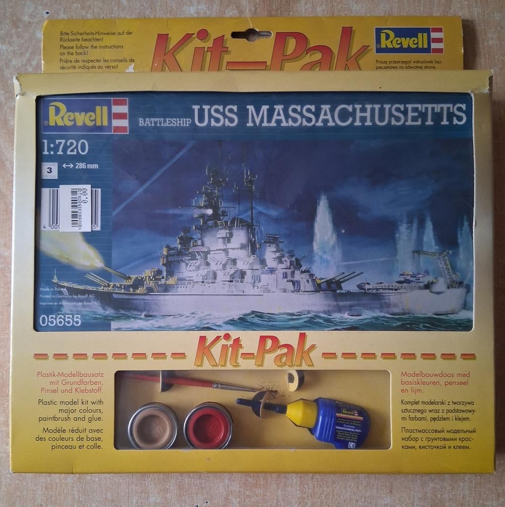 USS Massachusetts, Revell, 1/720 avec colle et peinture, Enlèvement ou Envoi, Neuf, 1:200 ou moins, Revell
