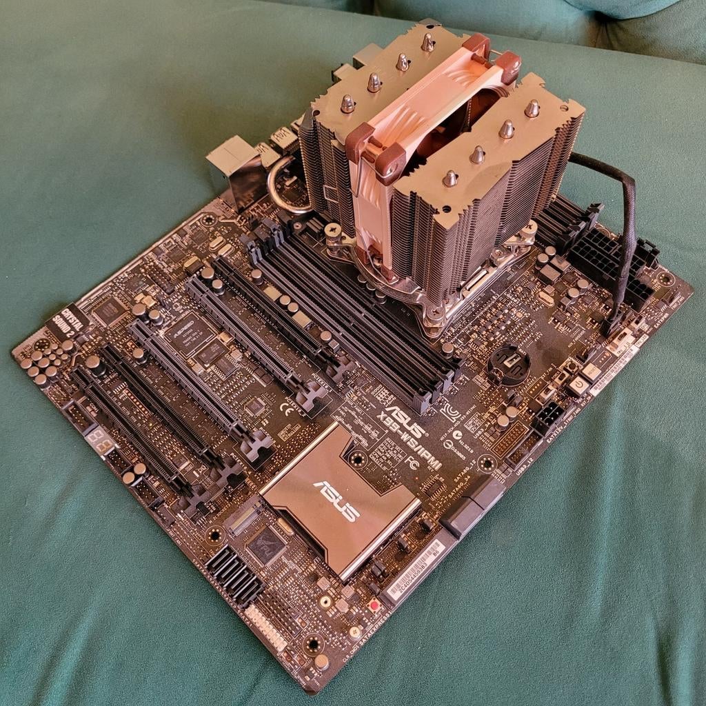 X99-WS/IPMI Asus + i7 6850K, Computers en Software, Moederborden, Ophalen, DDR4, Zo goed als nieuw, ATX