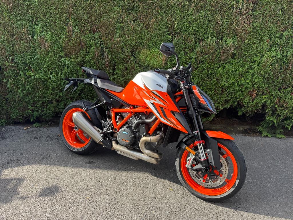 KTM - 1290 Super Duke, Motoren, 2 cilinders, Bedrijf, Meer dan 35 kW, 1290 cc