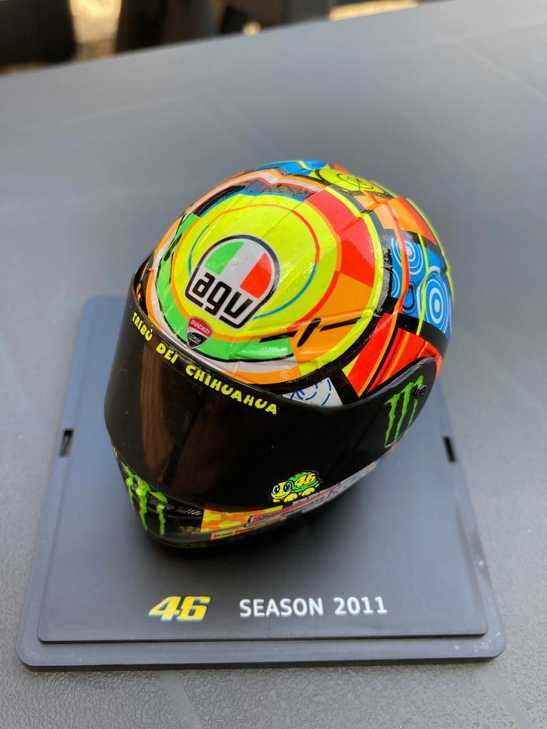 Valentino Rossi 1:5 helm 2011 Ducati Desmosedici MotoGP, Ophalen of Verzenden, Nieuw, Motoren