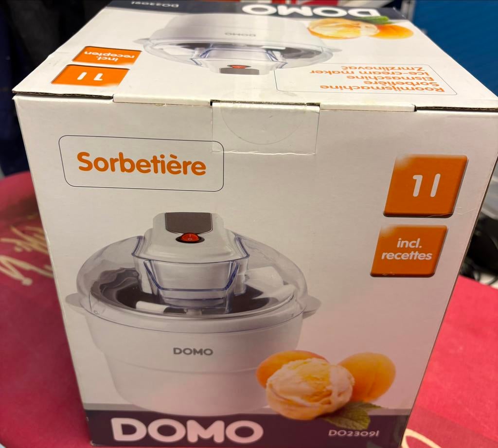 Sorbetière  van Domo - nieuw in verpakking, Elektronische apparatuur, Ophalen of Verzenden, Zo goed als nieuw