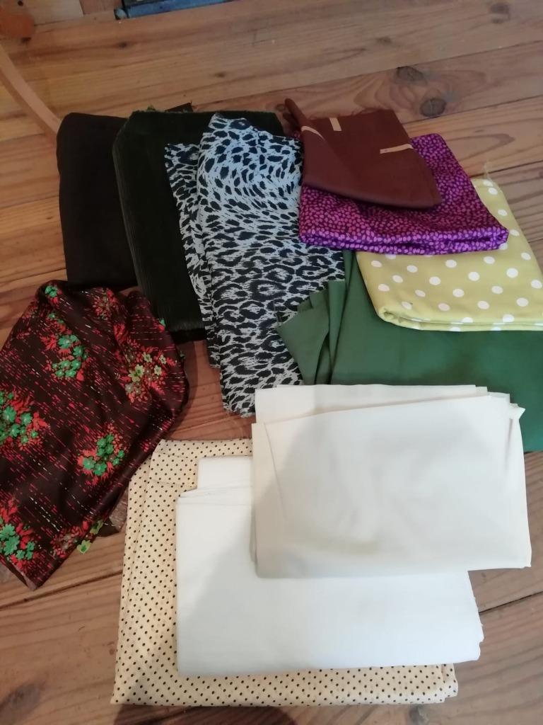 11 stoffen uit grootmoeders tijd, incl grijze luipaardprint, Ophalen, Katoen