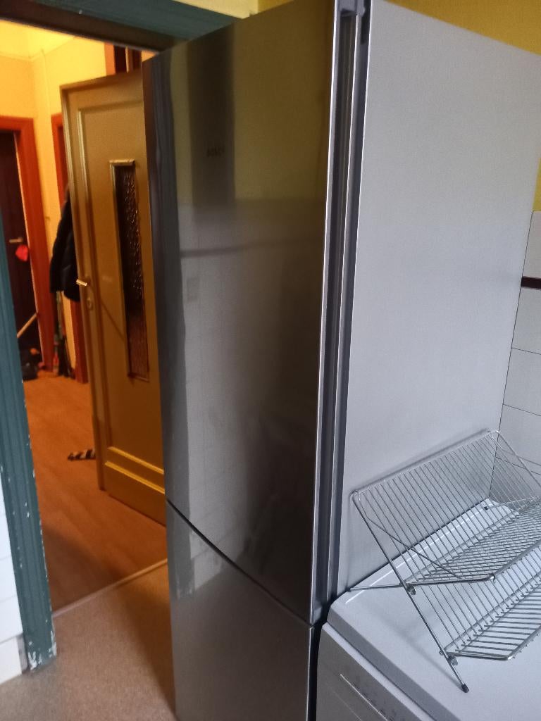 Frigo-Congélateur BOSCH, Ophalen, Zo goed als nieuw, Met aparte vriezer
