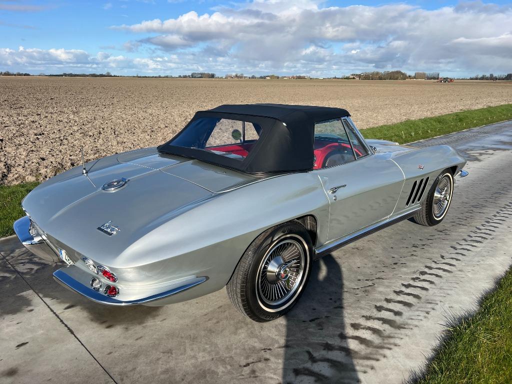 Chevrolet Corvette C2 1966, Auto's, 8 cilinders, Cabriolet, Radio, 2 zetels