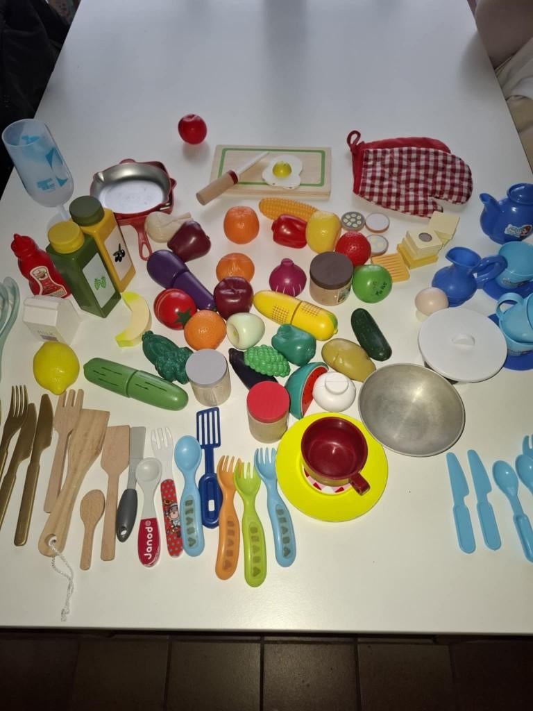 Speelgoed keukenmateriaal, Enlèvement, Utilisé, Matériaux autres, Jouer à la cuisine