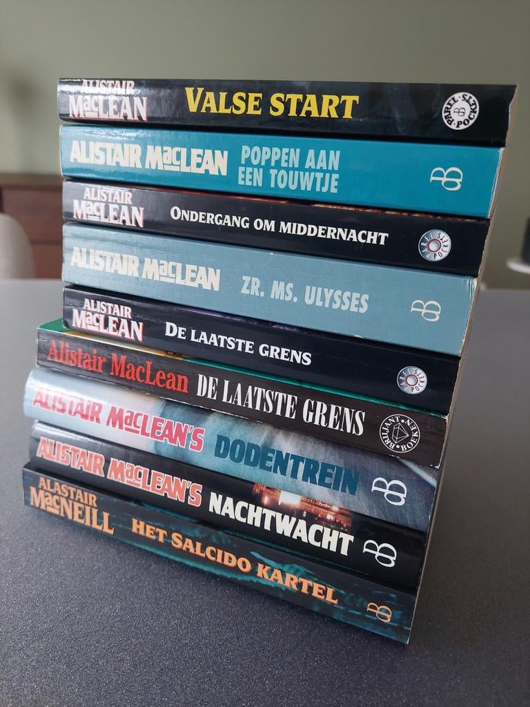 Lot boeken Alistair MacLean / MacNeill, Ophalen, Gelezen, Alistair MacLean