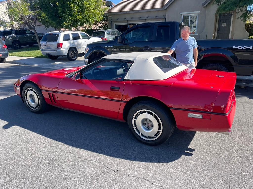 Chevrolet Corvette Cabrio 1987 Oldtimer, Autos, Chevrolet, Achat, Cabriolet, 5700 cm³, Automatique