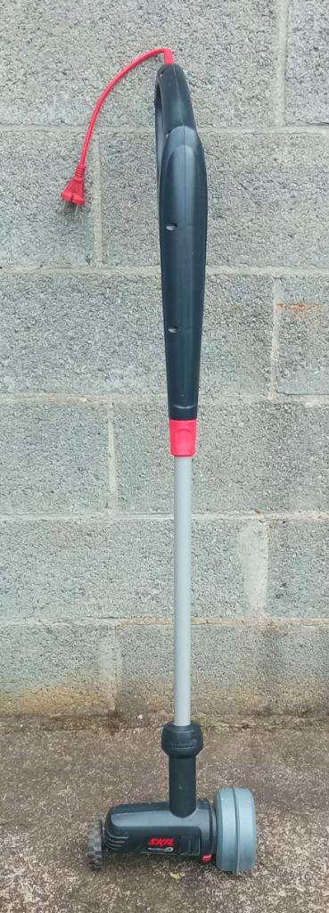 Brosse de désherbage électrique SKIL 0700, Jardin & Terrasse, Enlèvement, Utilisé, Skil