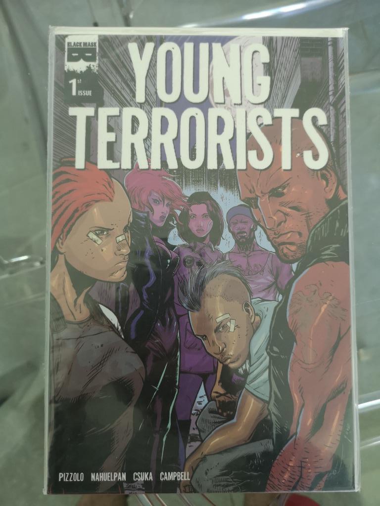 Young Terrorists #1 Amancay Nahuelpan (1:5) variant, Enlèvement ou Envoi, Neuf