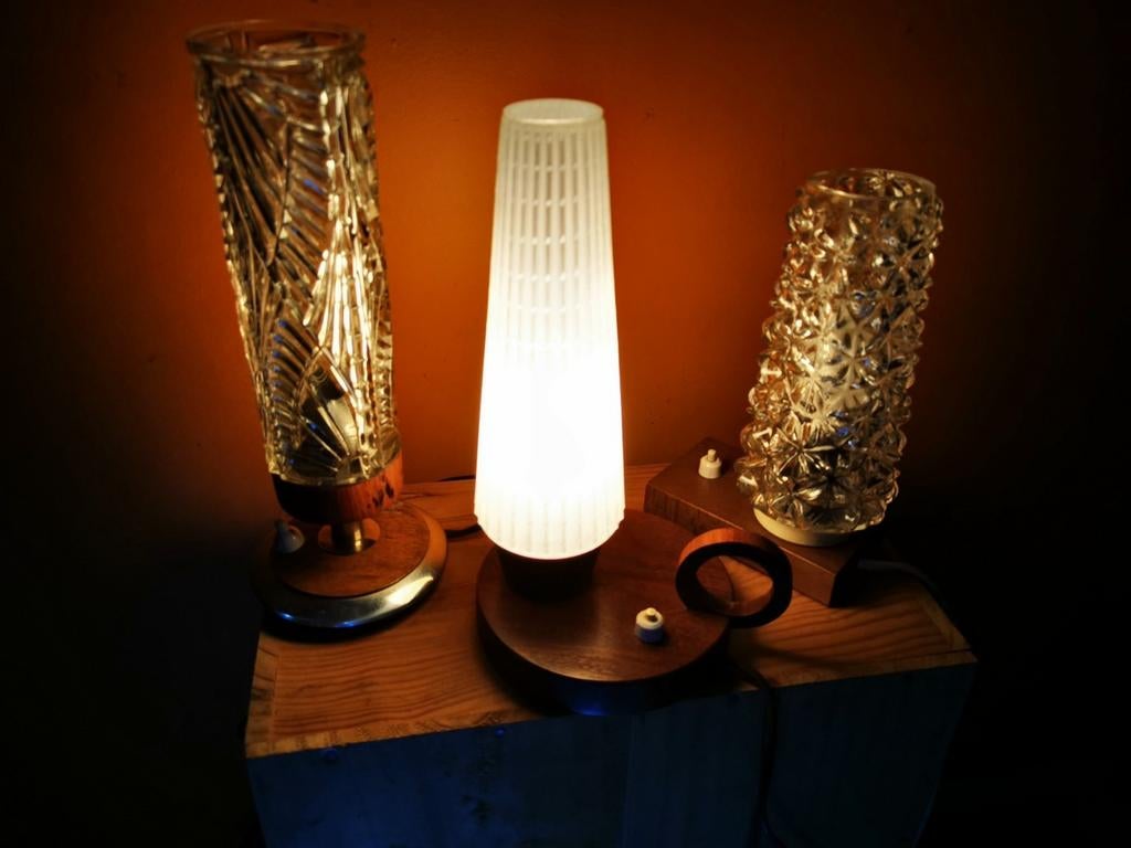 Très belles lampes design d'ambiance des années 70 en teck, Maison & Meubles, Enlèvement ou Envoi, Comme neuf, Bois