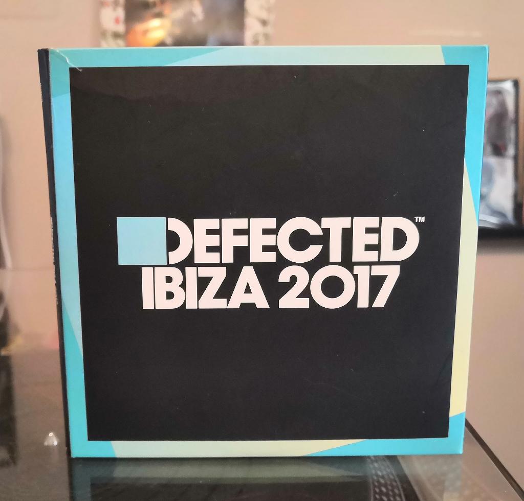 Defected Ibiza 2017 / 3 x CD, Compilatie Mixed, Deep House, Cd's en Dvd's, Ophalen of Verzenden, Zo goed als nieuw, Boxset
