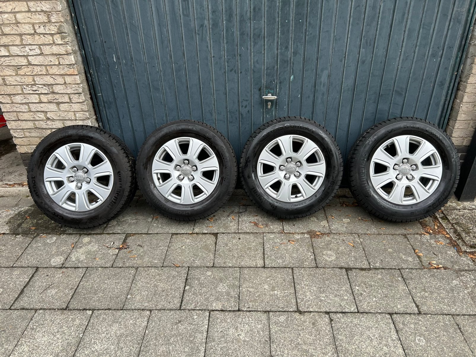 4 pneus d'hiver Continental sur jantes Audi d'origine, Neuf, 16 pouces, Pneu(s), Enlèvement