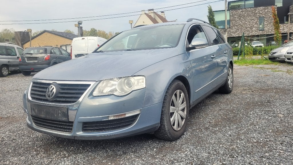vw passat 1.6tdi 2009 AIRCO PDC NAVIGATIE TREKHAAK, Auto's, Voorwielaandrijving, Euro 5, Stof, 4 cilinders