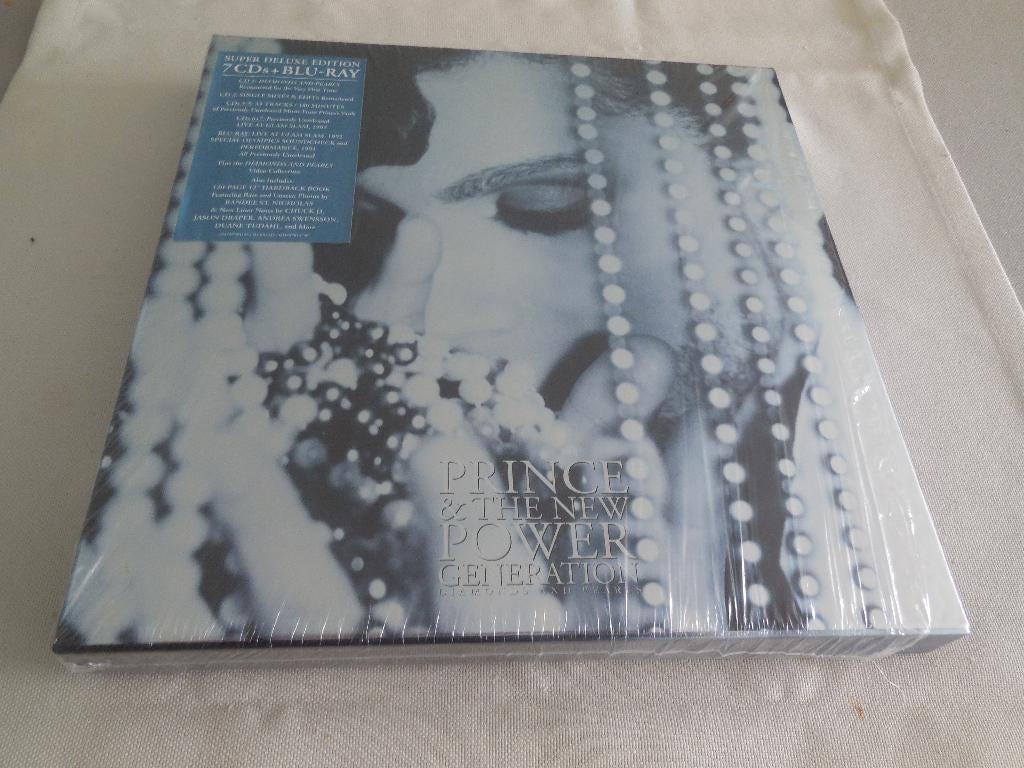 Prince : Diamonds and pearls superdeluxe/7cd+Bluray + boxset, Cd's en Dvd's, Cd's | R&B en Soul, Ophalen, 1990 - 1999, Boxset