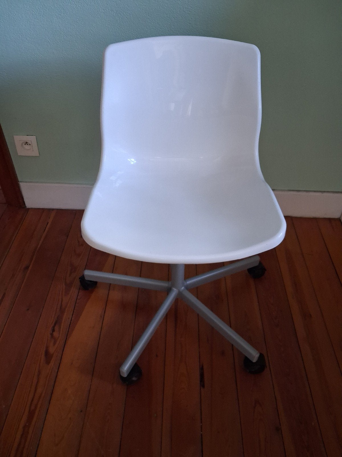Ikea bureaustoel, Huis en Inrichting, Bureaustoelen, Ophalen, Gebruikt, Wit, Bureaustoel