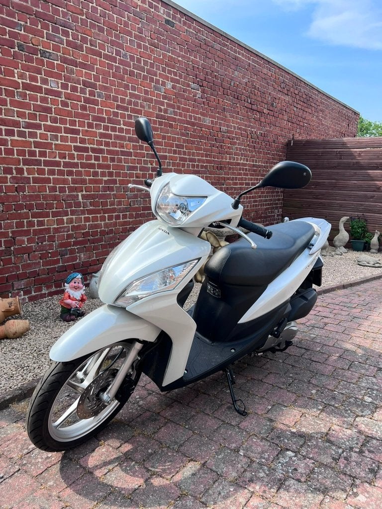 Honda - Motorfiets, Motoren, Scooter, Occasion, 11 kW of minder, Automaat