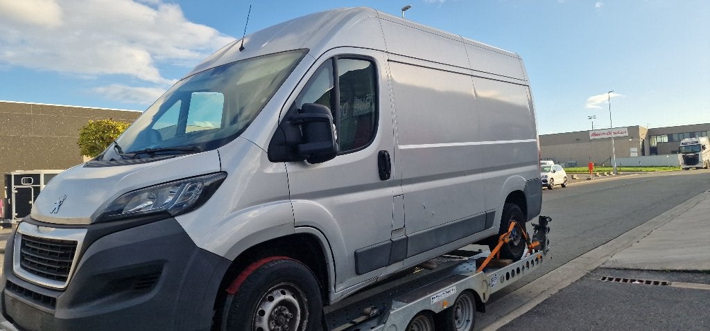 Peugeot boxer 2.2, Autos, Argent ou Gris, Achat, Euro 6, Boîte manuelle
