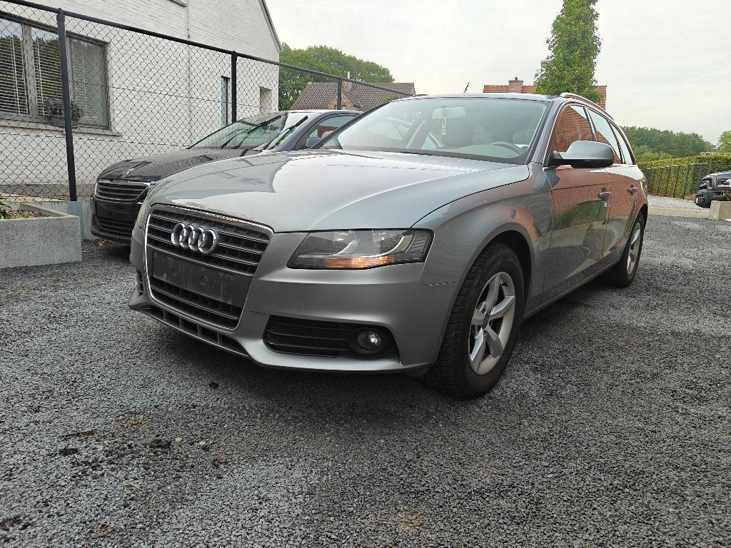 Audi A4 1.8TFSi Avant, Achat, Beige, Boîte manuelle, A4