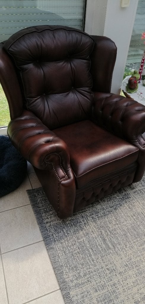 2 Chesterfield bompa chair, Huis en Inrichting, Ophalen, Zo goed als nieuw, Eenpersoons, Leer